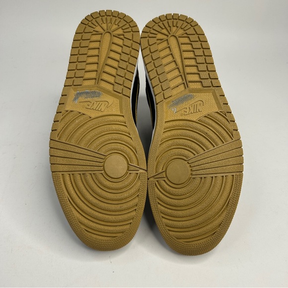 Nike Air Jordan 1 Retro High 2014 “Melo PE/Black Metallic Gold” 2023 - Picture 7 of 8